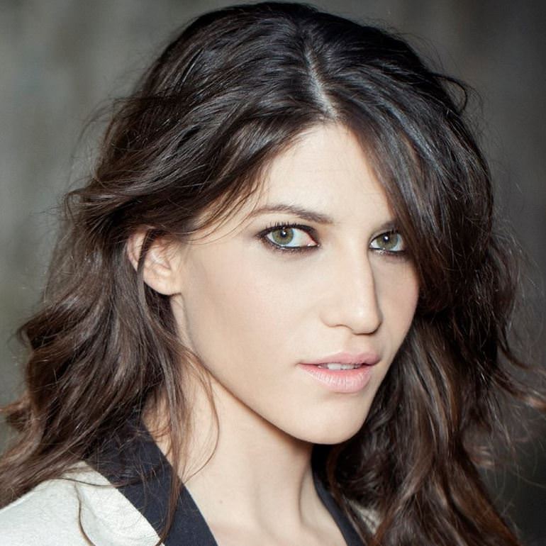 Claudia Vismara: “Rocco Schiavone una delle fiction più belle”