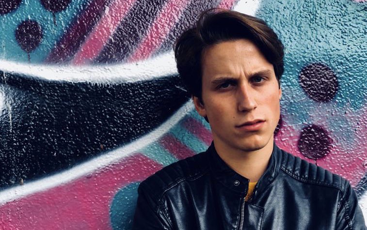 “Murales” di Edoardo Galletti. Intervista al cantante