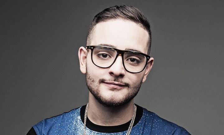 Il ritorno di Rocco Hunt con “Benvenuti in Italy”