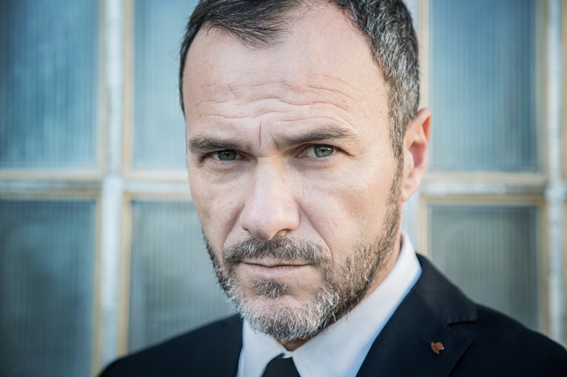 Al cinema e teatro con Massimiliano Gallo: “Ogni nuovo progetto è come un primo giorno di scuola”