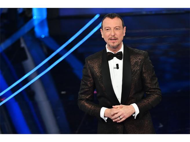 Sanremo 2020: i Pinguini Tattici Nucleari salgono sul podio