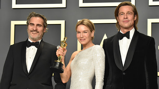 Oscar 2020: Phoenix e Zellweger migliori interpreti, Pitt e Dern migliori non protagonisti e trionfo per “Parasite” con quattro statuette