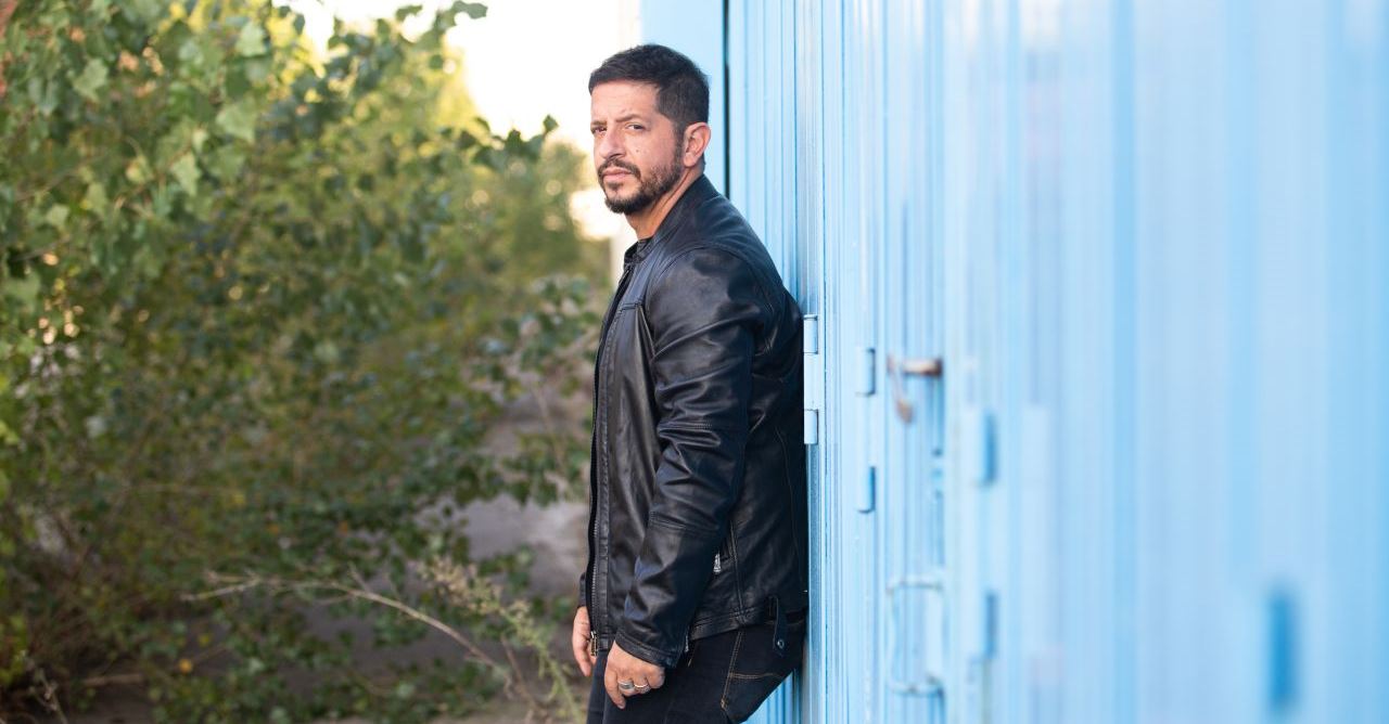 “Berlino”, di Giuseppe Anastasi. Inno all’amore e alla libertà dal restrogusto politico