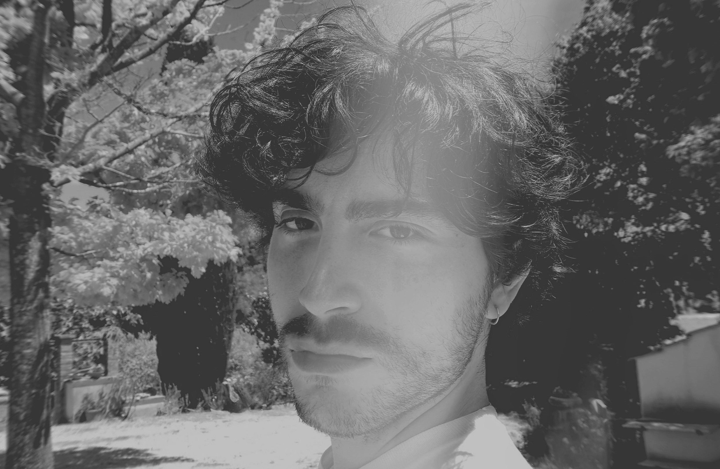 I “Luoghi Sacri” di Svevo Susa: “La musica è parte integrante della mia anatomia”