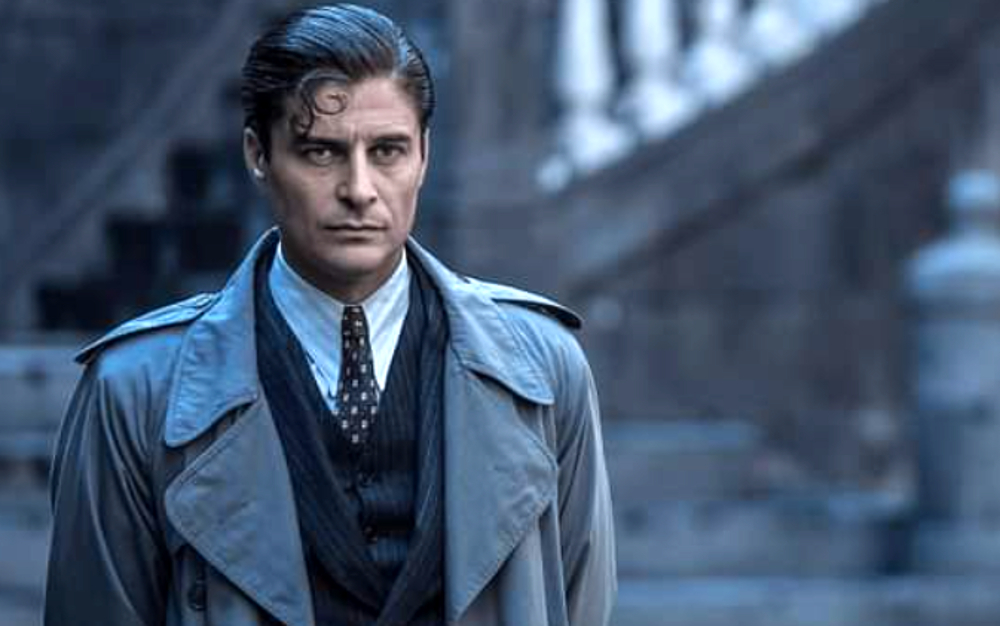 “Il Commissario Ricciardi”, da stasera in tv il “mistery” con la sceneggiatura di Salvatore Basile