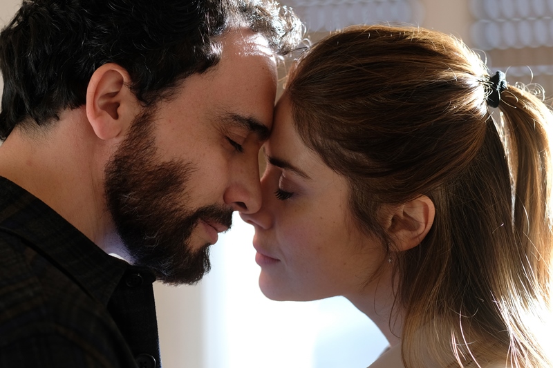 “Chiamami ancora amore”, parte stasera la nuova serie tv diretta da Gianluca Maria Tavarelli