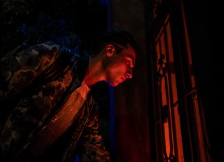 MATTEO PAOLILLO in Mare Fuori 2: “Il sangue nero è quello versato, quello della violenza che viene compiuta”