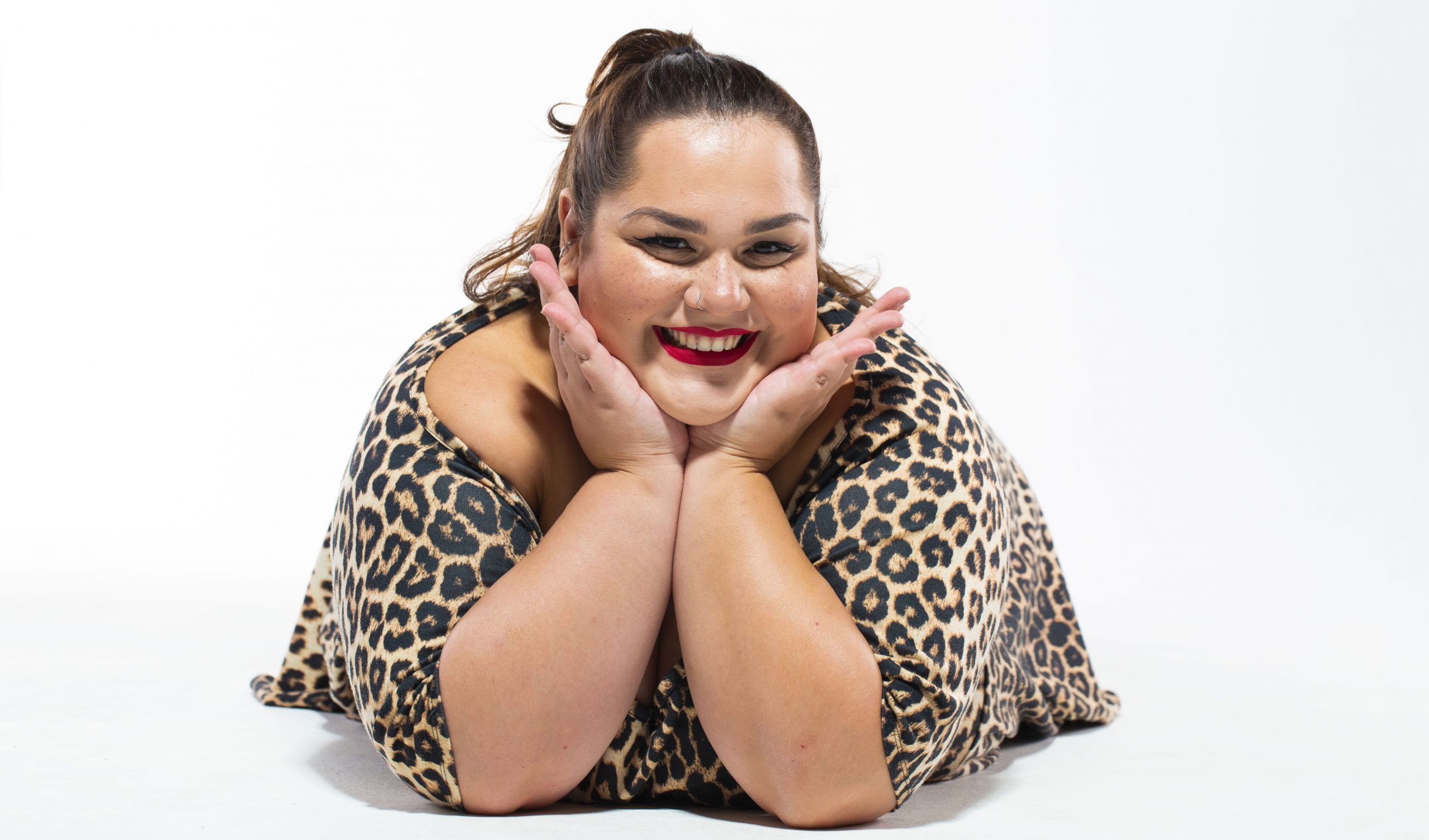 CLAUDIA MARSICANO su Rai1 con "Noi": &laquo;Se vuoi qualcosa deve prendertela, la vita non concede sconti&raquo;