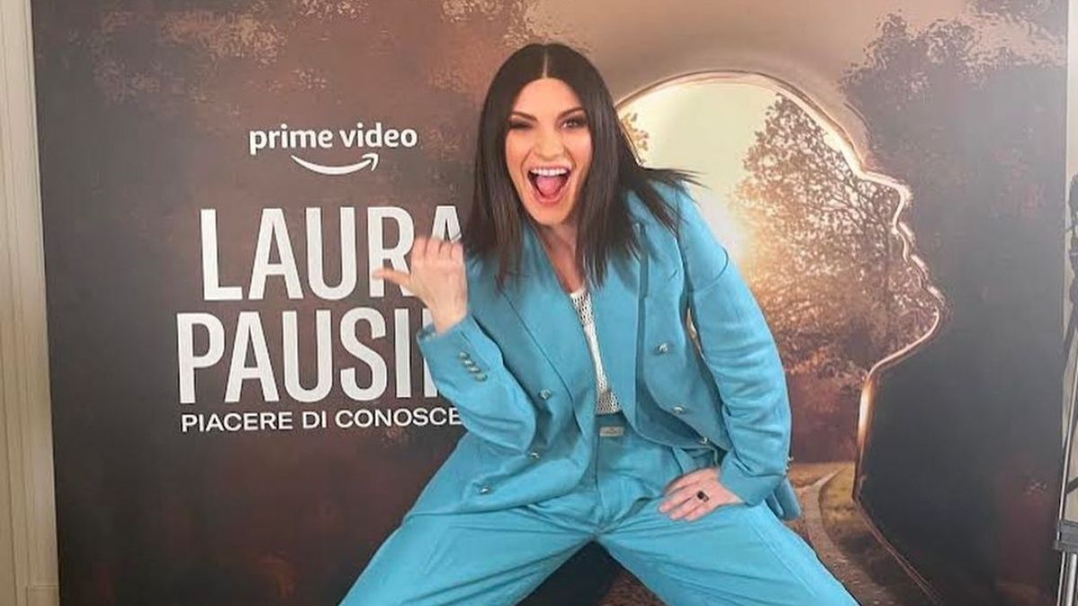 PIACERE DI CONOSCERTI di Laura Pausini