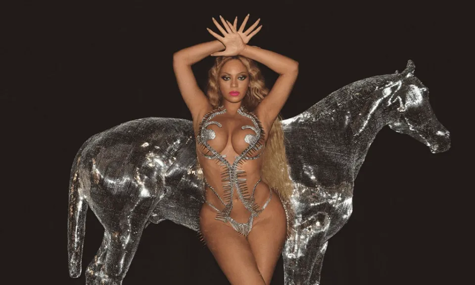 Beyonce-Renaissance-album-by-Mason-Poole-Enhanced-1024x615 BEYONCÉ