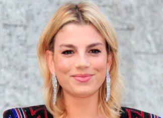 “Mezzo mondo” di Emma Marrone “Mezzo mondo” di Emma Marrone